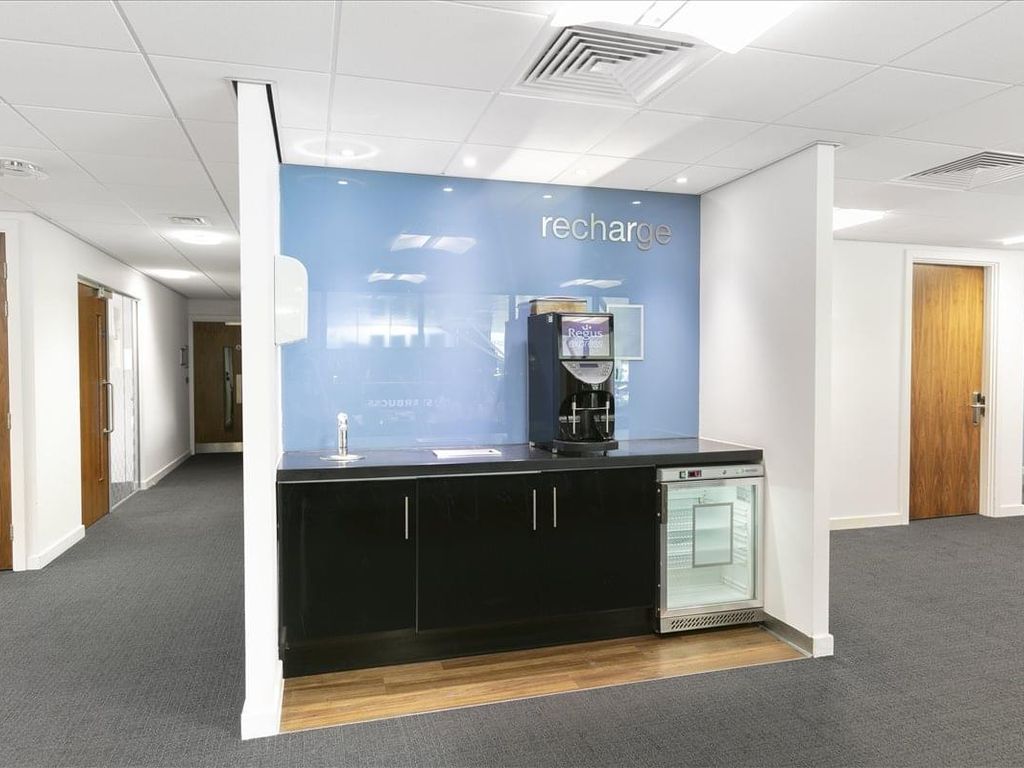 Serviced office to let in Cobham Msa, 1st Floor, M25, Junction 9/10 Downside, Cobham KT11, £3,468 pa