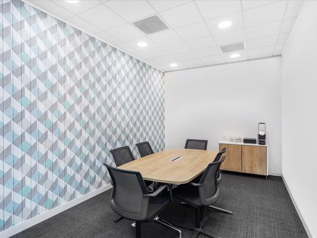 Serviced office to let in 200 Brook Drive, Green Park, Reading RG2, £1,860 pa