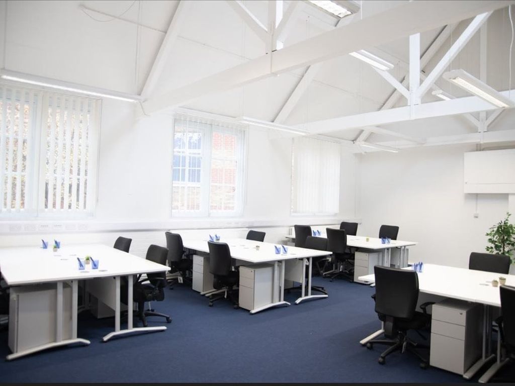 Serviced office to let in 50 Westminster Bridge Road, The Chandlery, London SE1, £4,680 pa