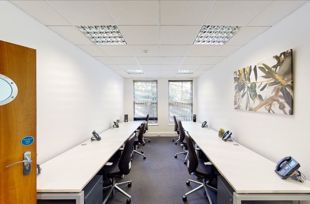 Serviced office to let in Bristol, England, United Kingdom BS9, £2,400 pa