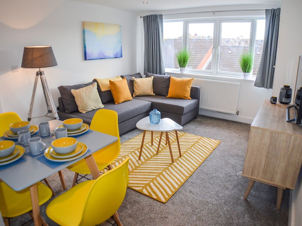 1 bed flat to rent in Anstey Street, Bristol BS5, £2,000 pcm
