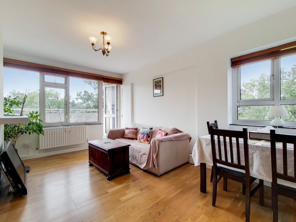 2 bed flat to rent in Mynterne Court, Swanton Gardens, Southfields SW19, £1,900 pcm