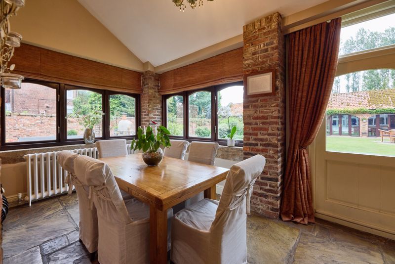 5 bed equestrian property for sale in North Lane, Sykehouse, Goole DN14, £1,250,000