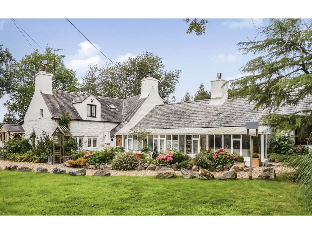 4 bed country house for sale in Llandwrog, Caernarfon LL54, £829,000