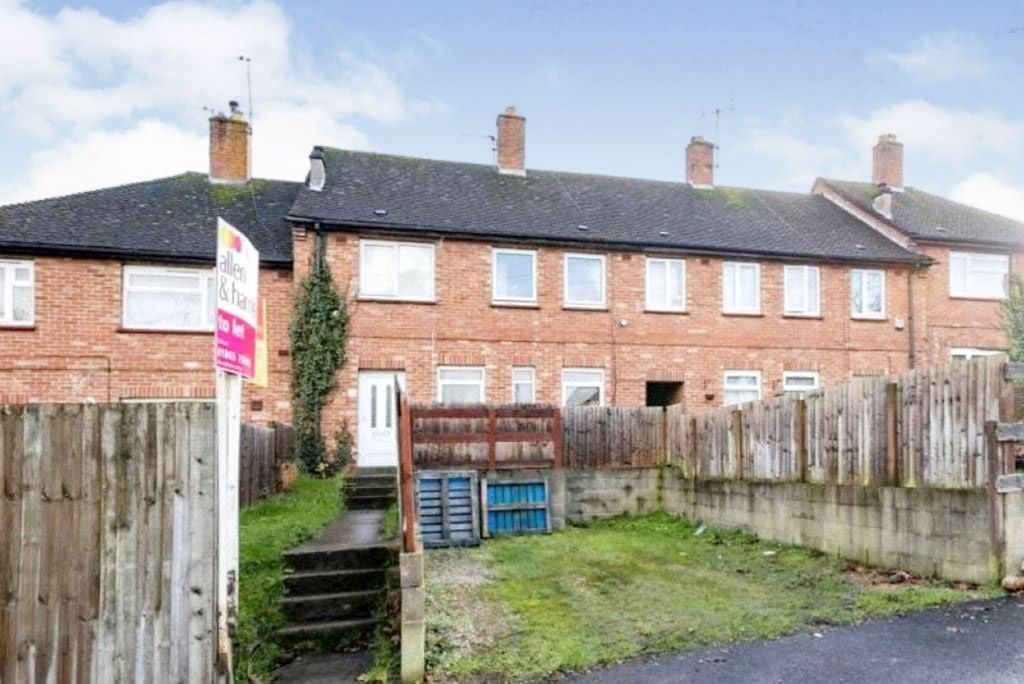 5 bed terraced house for sale in Burchester Avenue, Headington, Oxford OX3, £450,000