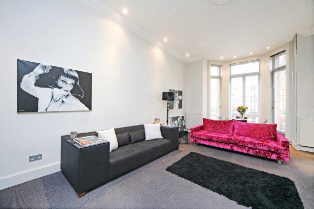 1 bed flat to rent in Lower Sloane Street, Chelsea SW1W, £3,467 pcm
