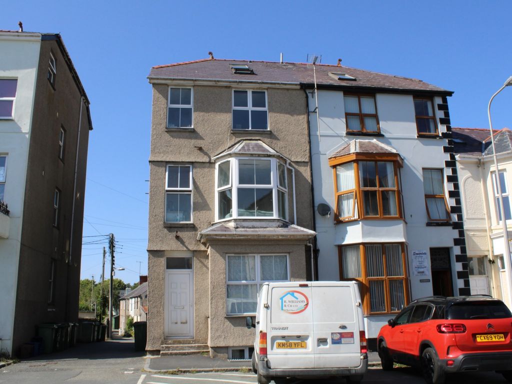 New home, 5 bed flat for sale in Churton Street, Pwllheli, Gwynedd LL53, £160,000