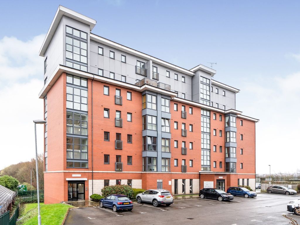 1 bed flat for sale in Bryers Court, Central Way, Warrington, Cheshire WA2, £80,000