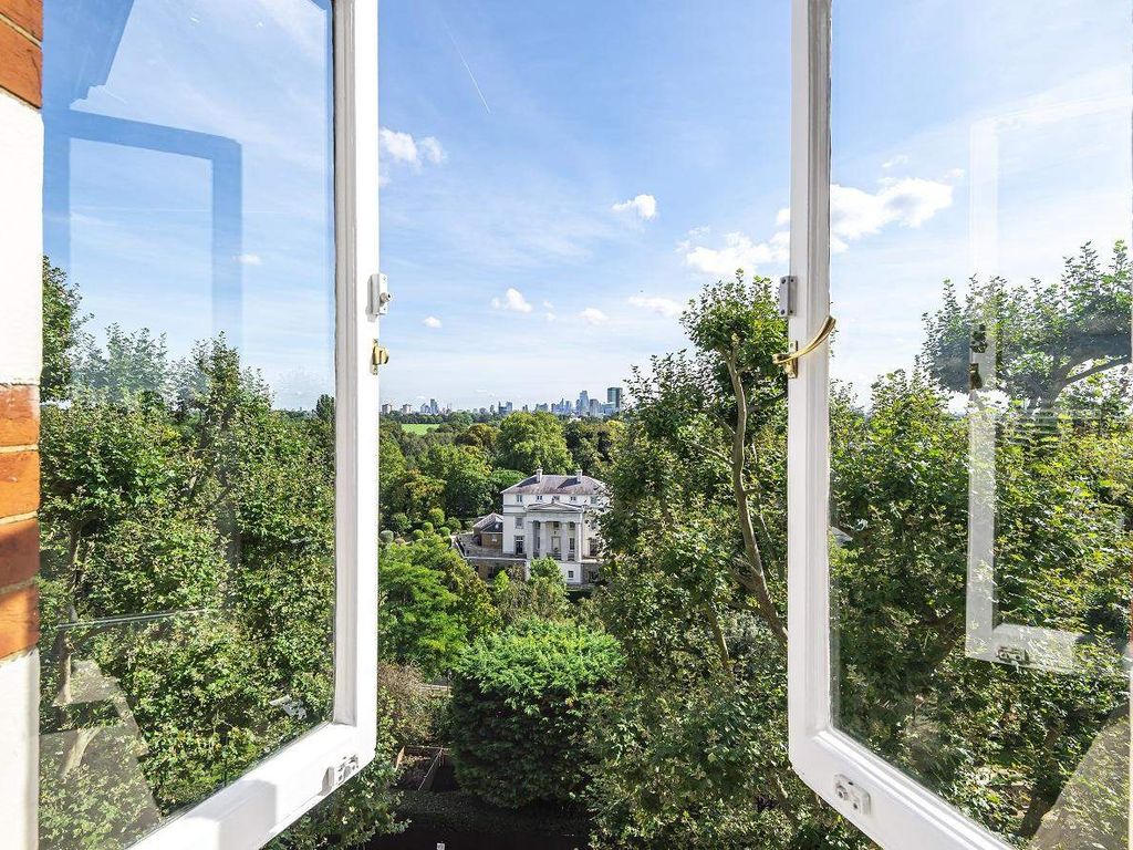 3 bed flat for sale in Prince Albert Road, London NW8, £2,950,000