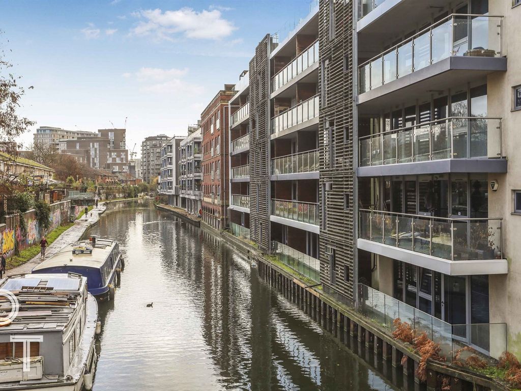 1 bed flat for sale in St Pancras Way, Camden NW1, £485,000