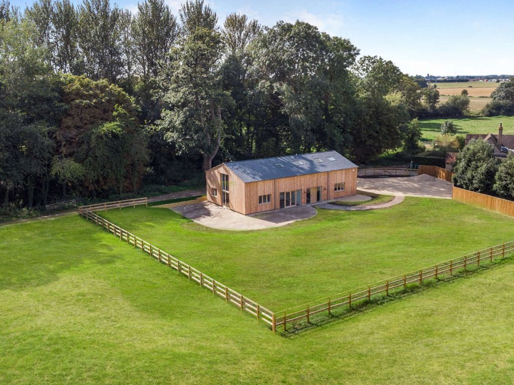 3 bed detached house for sale in Tythrop Barn, Near Thame, Oxon/Bucks Borders HP17, £1,300,000