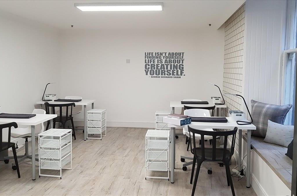 Serviced office to let in Glasgow, Scotland, United Kingdom G2, £2,100 pa