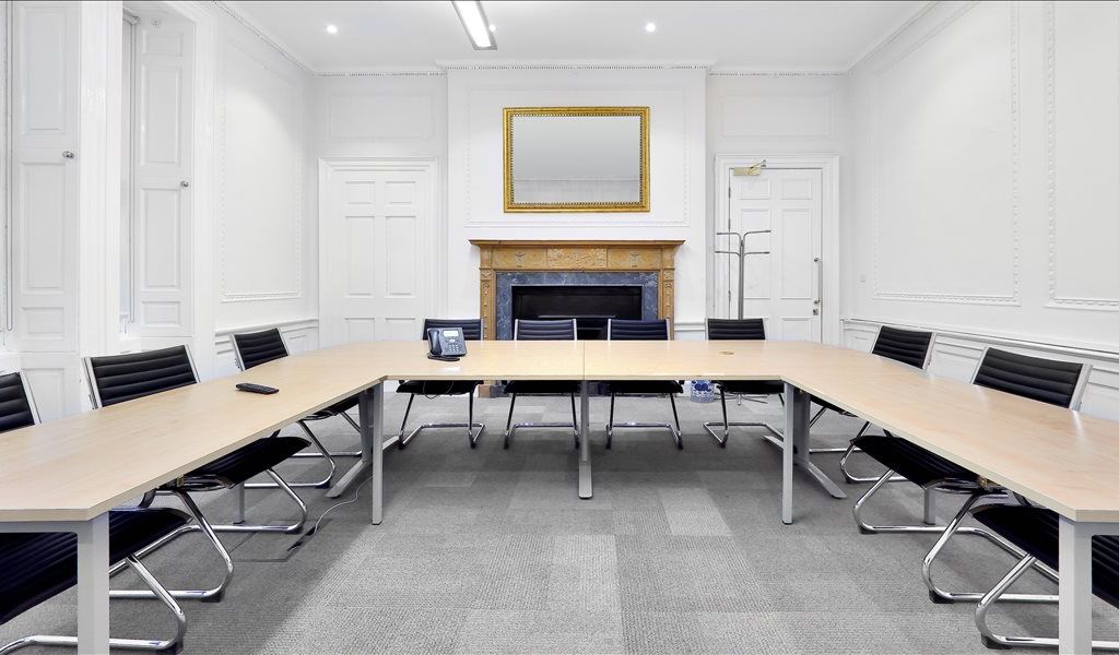 Serviced office to let in 14-18 Hill Street, Edinburgh EH2, £2,400 pa
