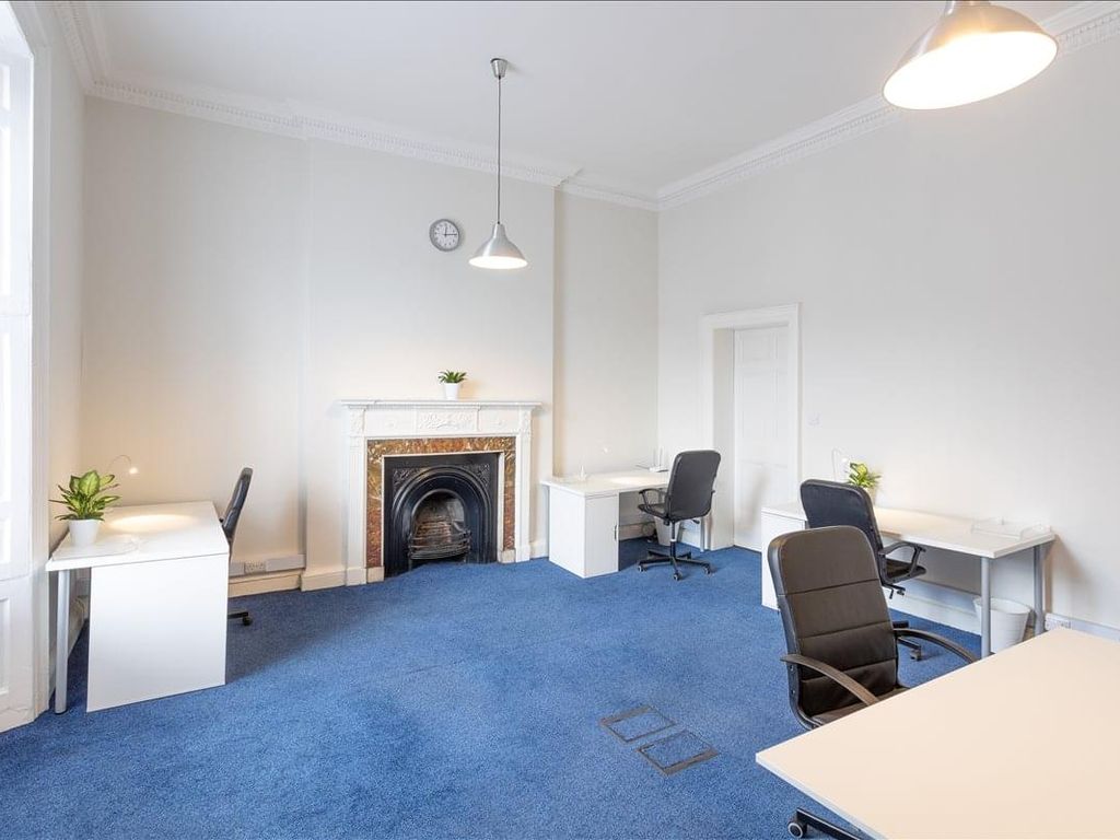 Serviced office to let in 46A Constitution Street, Edinburgh EH6, £2,040 pa