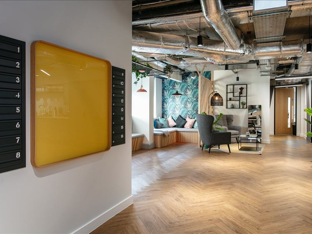 Serviced office to let in 101 Victoria Street, Bristol BS1, £4,200 pa