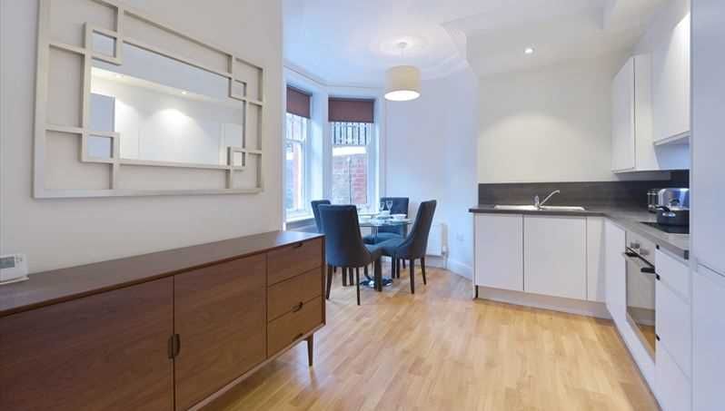1 bed flat to rent in Hamlet Gardens, London W6, £2,752 pcm