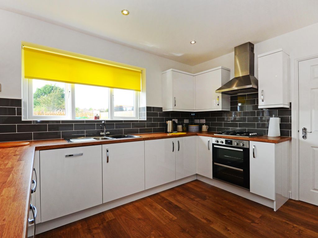 4 bed detached house for sale in Upper Wortley Road, Thorpe Hesley S61, £370,000