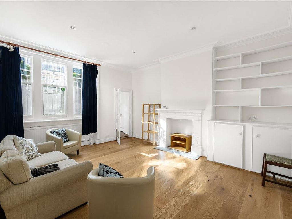 1 bed flat for sale in Challoner Street, West Kensington, London W14, £485,000