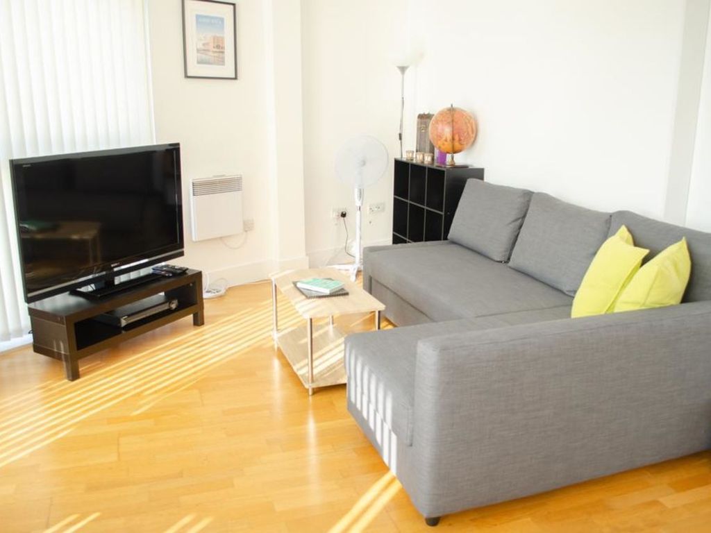 2 bed flat to rent in Kent Street, Liverpool L1, £2,437 pcm