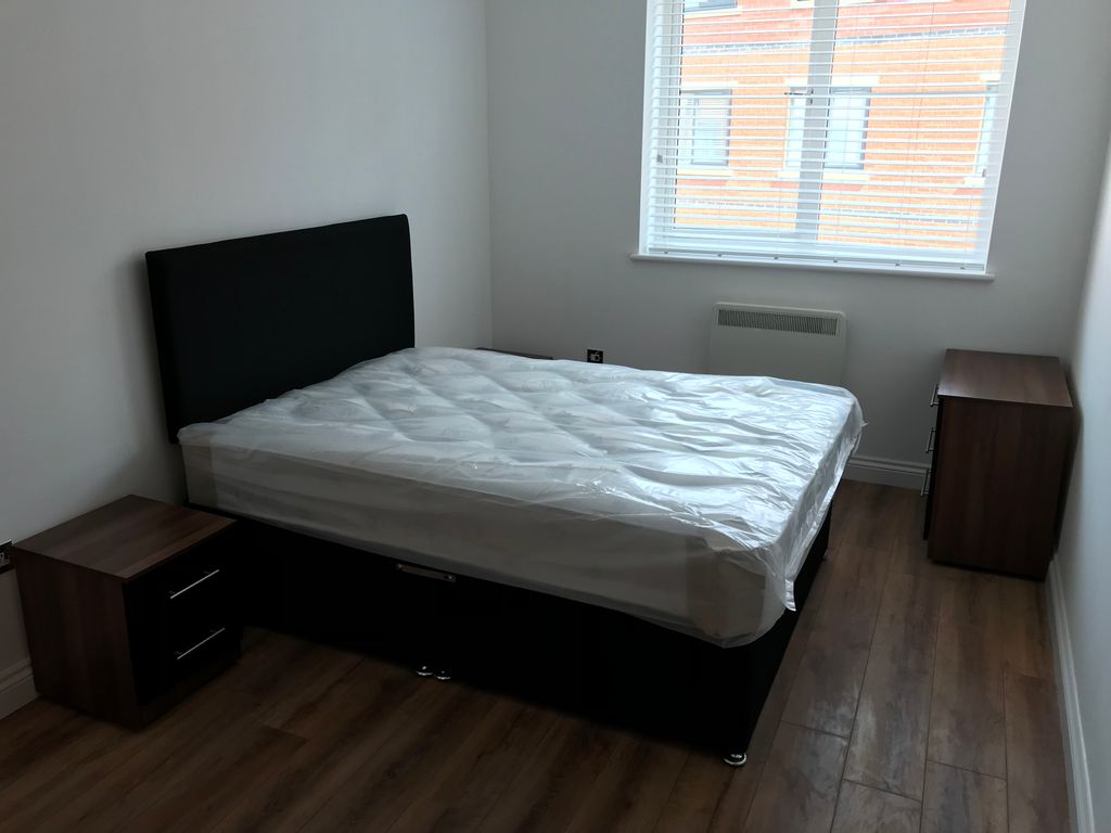 2 bed flat to rent in The Mint, Icknield Street, Hockley, Birmingham B18, Birmingham,, £1,200 pcm