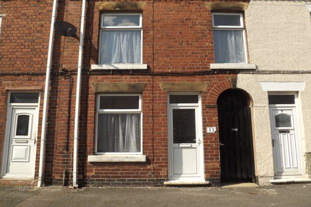 3 bed terraced house to rent in Egstow Street, Chesterfield S45, £650 pcm