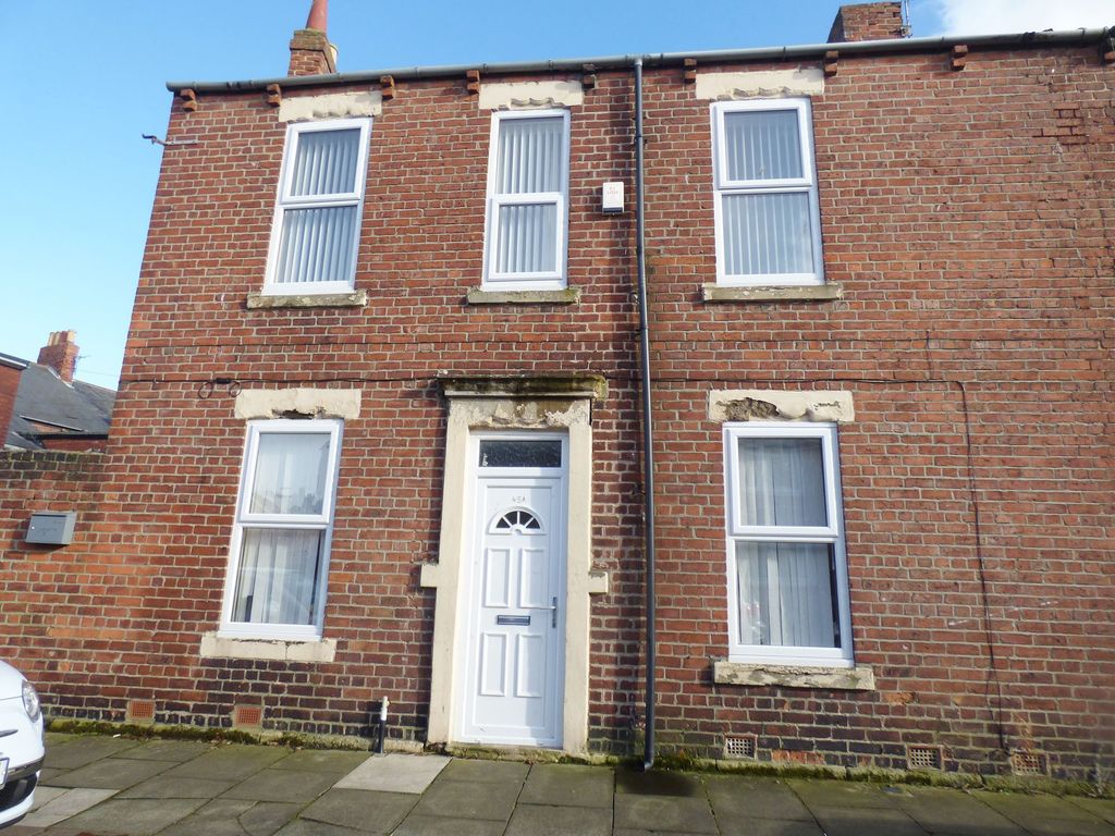 2 bed flat for sale in Sibthorpe Street, North Shields NE29, £84,000