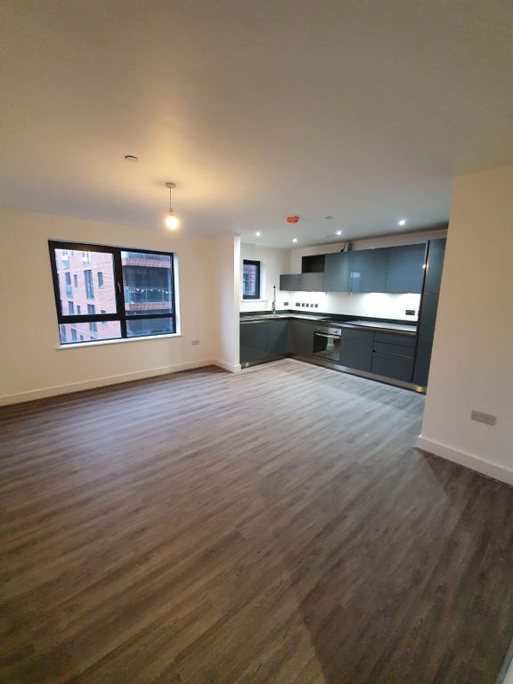 1 bed flat to rent in 49 Hurst Street, Liverpool, Merseyside L1, £800 pcm