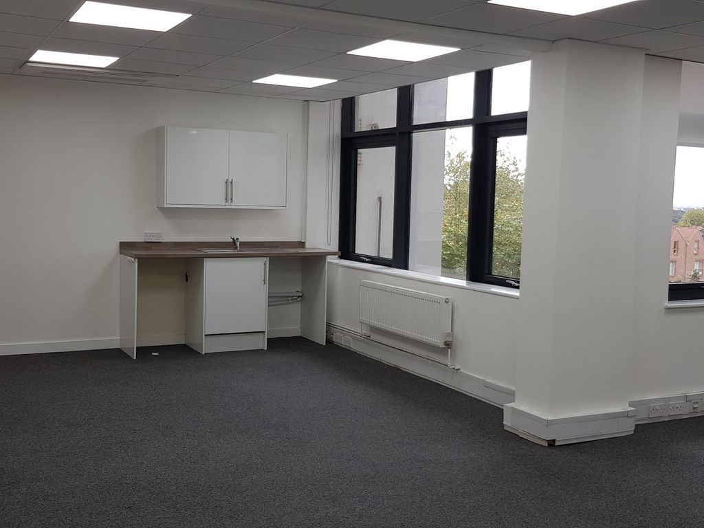 Office to let in Winston House 2 Dollis Park, Finchley Central N3, £21,660 pa