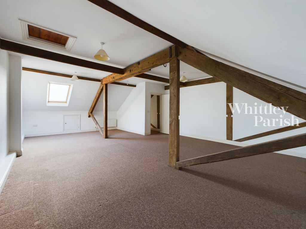 4 bed barn conversion to rent in Cuthberts Maltings, Diss IP22, £1,075 pcm