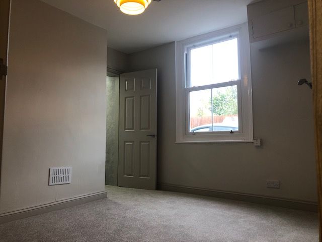 1 bed flat to rent in Ellesmere Road, Shrewsbury SY1, £760 pcm