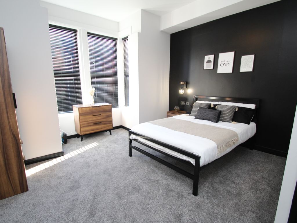 Room to rent in Room 1, Sefton Avenue, Beeston LS11, £650 pcm