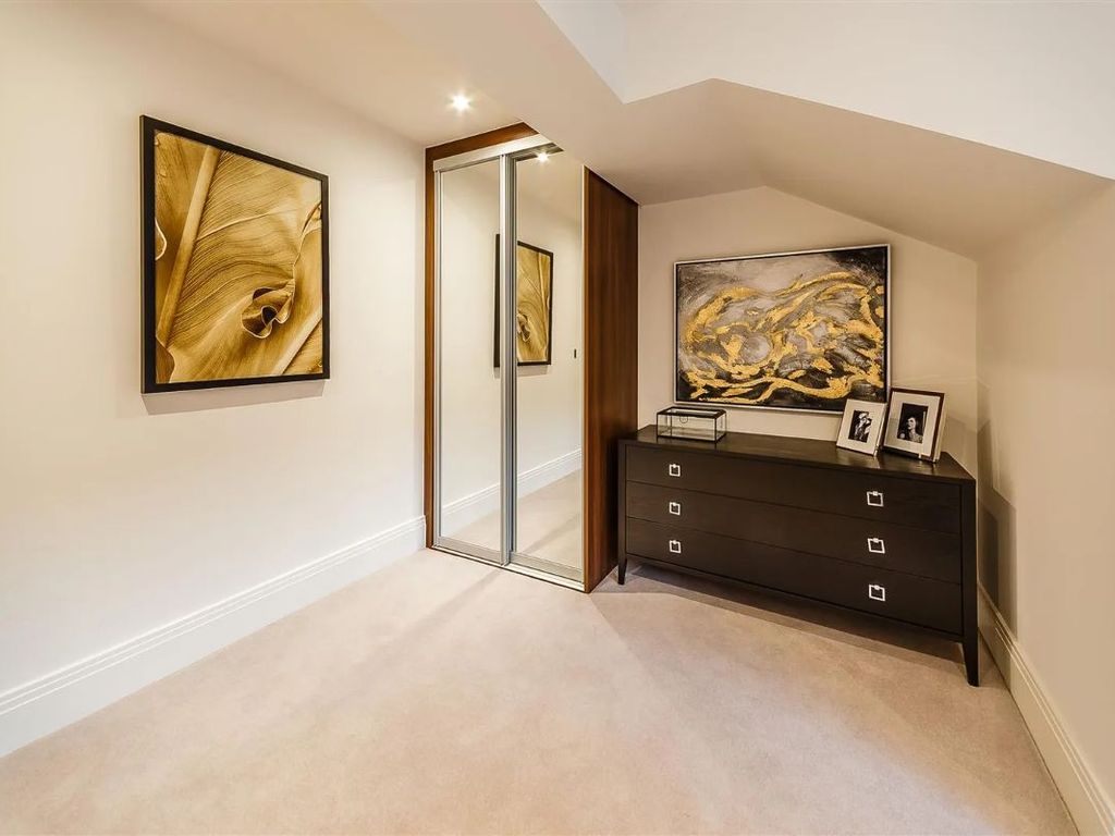 2 bed penthouse to rent in Oxford Penthouse, Palace Wharf, Rainville Road, London W6, £5,633 pcm