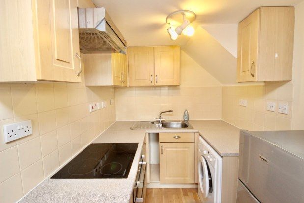 2 bed flat to rent in County House, York YO31, £1,100 pcm