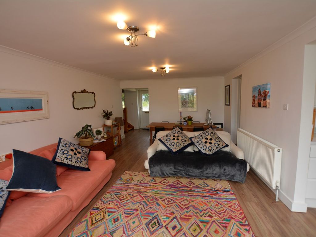 3 bed property to rent in Bathampton Lane, Bathampton, Bath BA2, £2,500 pcm