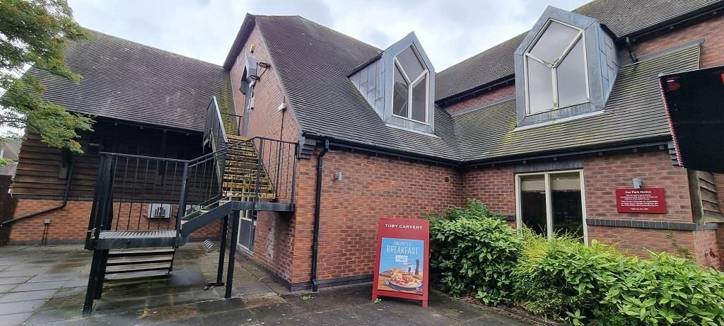 Office to let in 1st Floor China Gardens, Marina Way, Festival Park, Stoke On Trent, Staffordshire ST1, £8,500 pa