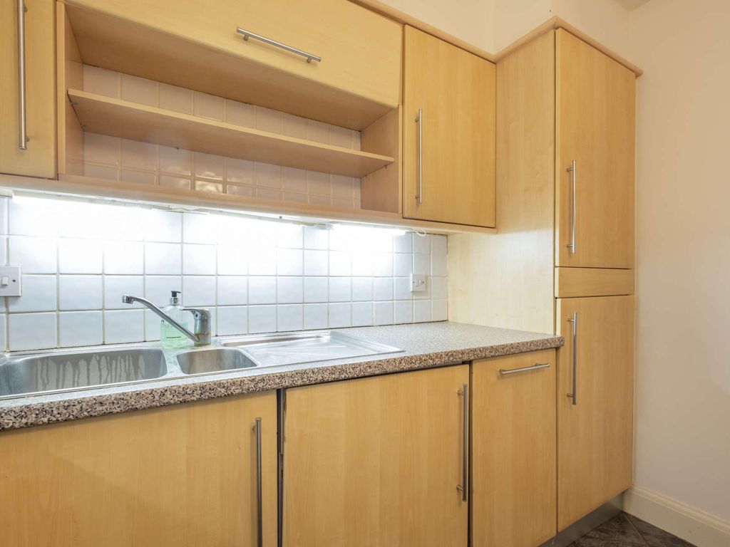 1 bed flat for sale in County Hall Apartments, York Road, Westminster SE1, £500,000