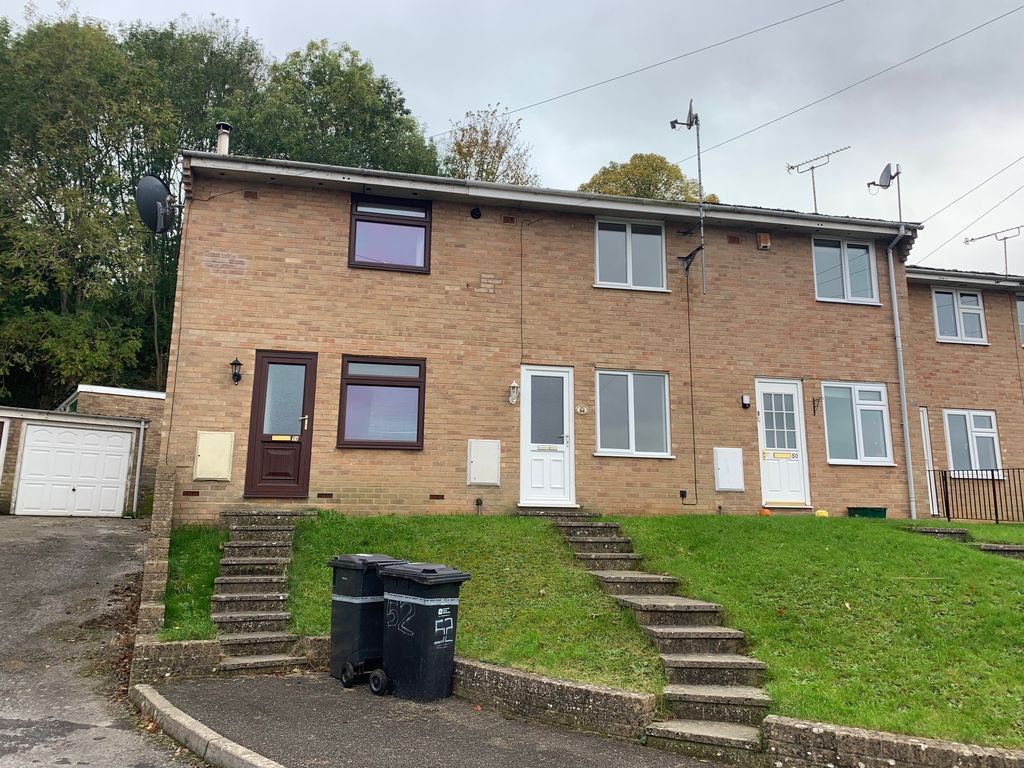 2 bed terraced house to rent in Beechwood, Yeovil BA20, £875 pcm