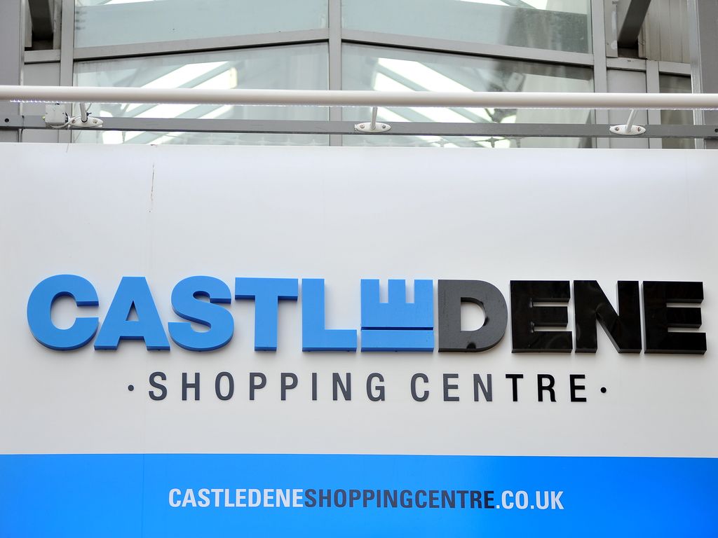 Retail premises to let in Castle Dene Shopping Centre, Peterlee SR8, Non quoting