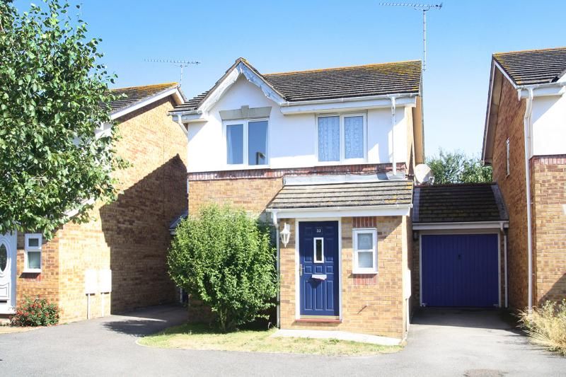 3 bed link-detached house to rent in Bluebell Drive, Littlehampton, West Sussex BN17, £1,450 pcm