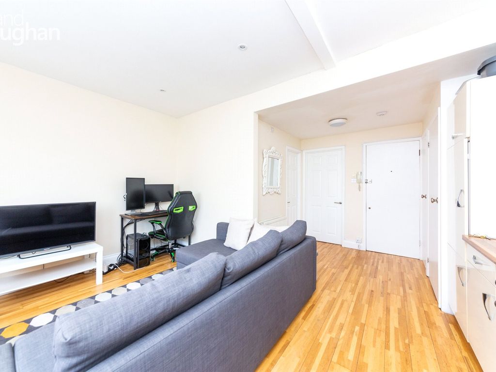 1 bed flat to rent in Lower Rock Gardens, Brighton, East Sussex BN2, £1,450 pcm