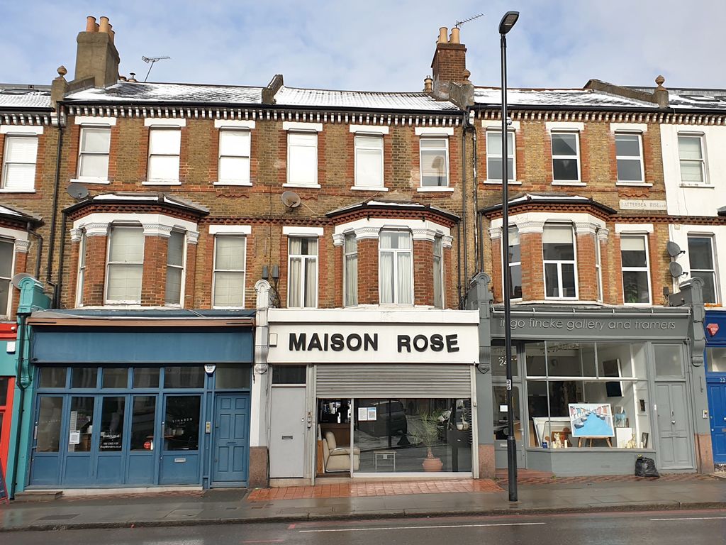 Retail premises to let in 26 Battersea Rise, Clapham Junction SW11, £38,000 pa