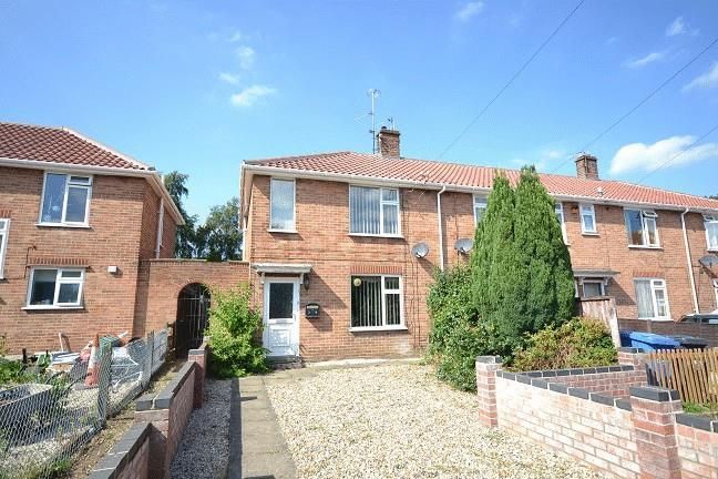 3 bed property to rent in Foxley Close, Norwich NR5, £1,500 pcm