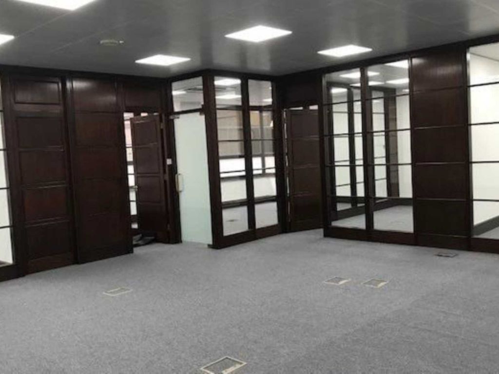 Office to let in Creechurch Lane, City EC3A, £156,863 pa