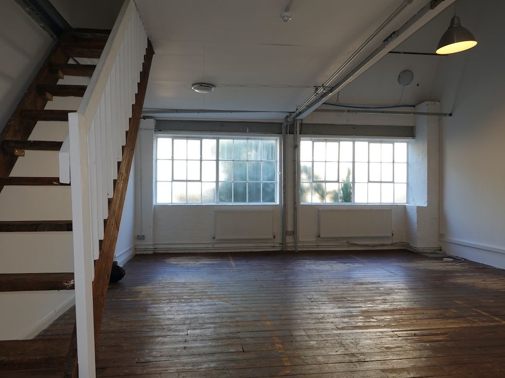 Office to let in Gillett Square, Dalston N16, £23,000 pa