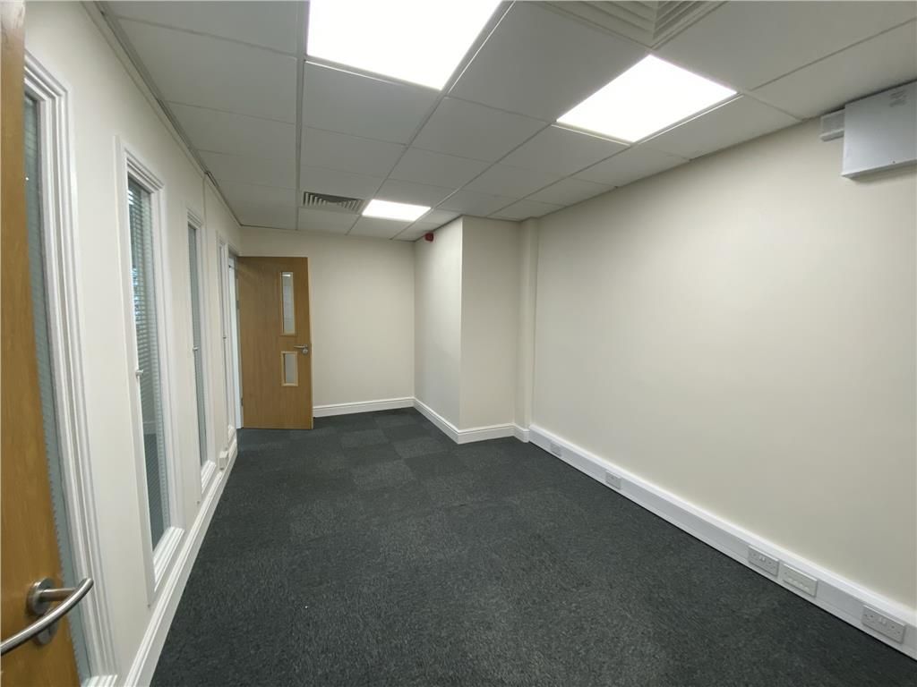 Office to let in Oak House, Sutton Quays Business Park, Clifton Road, Sutton Weaver, Runcorn, Cheshire WA7, £16,800 pa