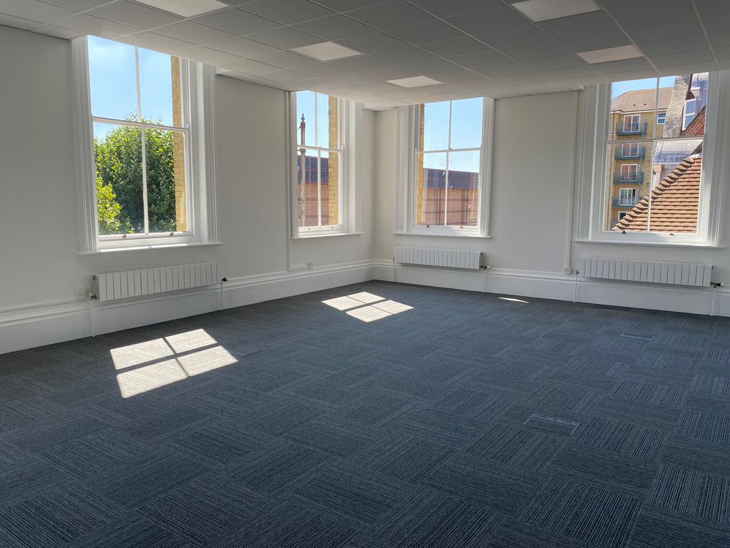 Office to let in Ferry House, Canute Road, Southampton SO14, £14,402 pa