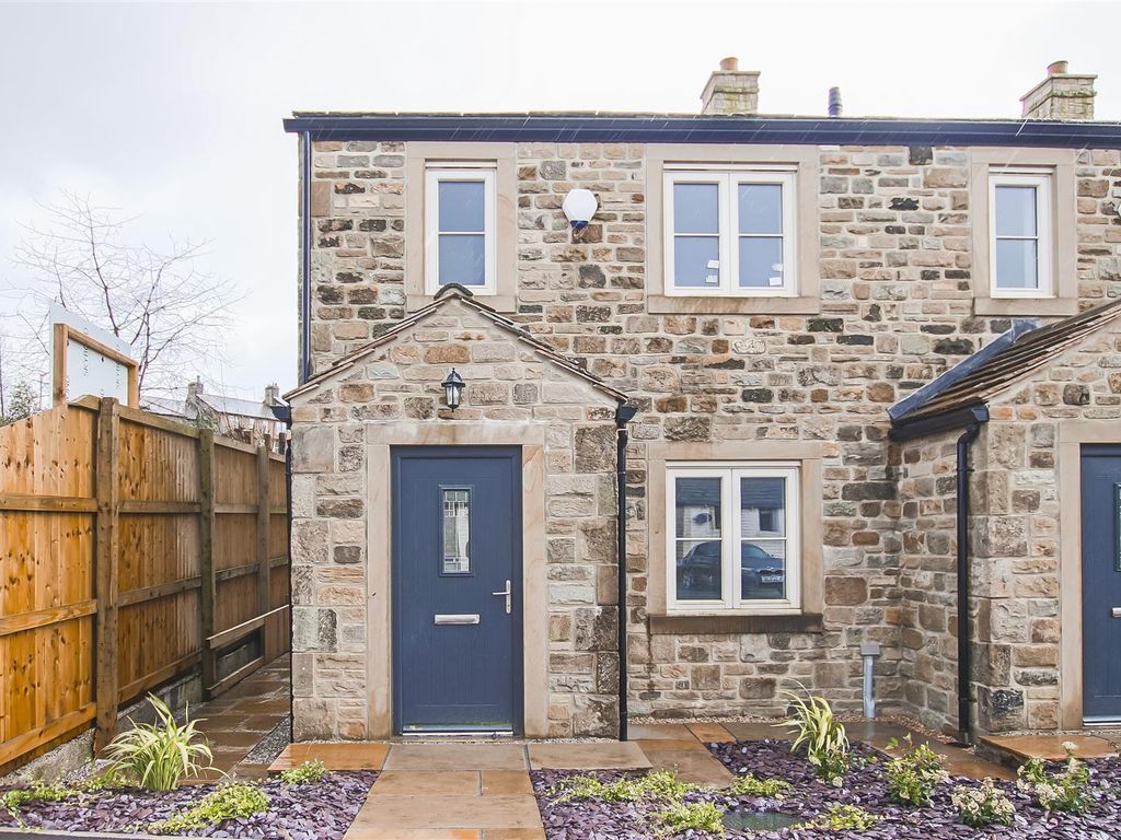 New home, 3 bed property for sale in Crowfoot Row, Barnoldswick BB18, £285,000