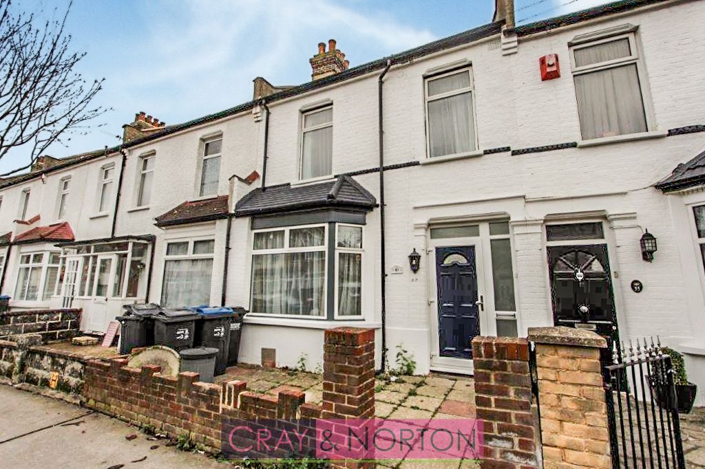 3 bed terraced house to rent in Alderton Road, Addiscombe CR0, £2,100 pcm