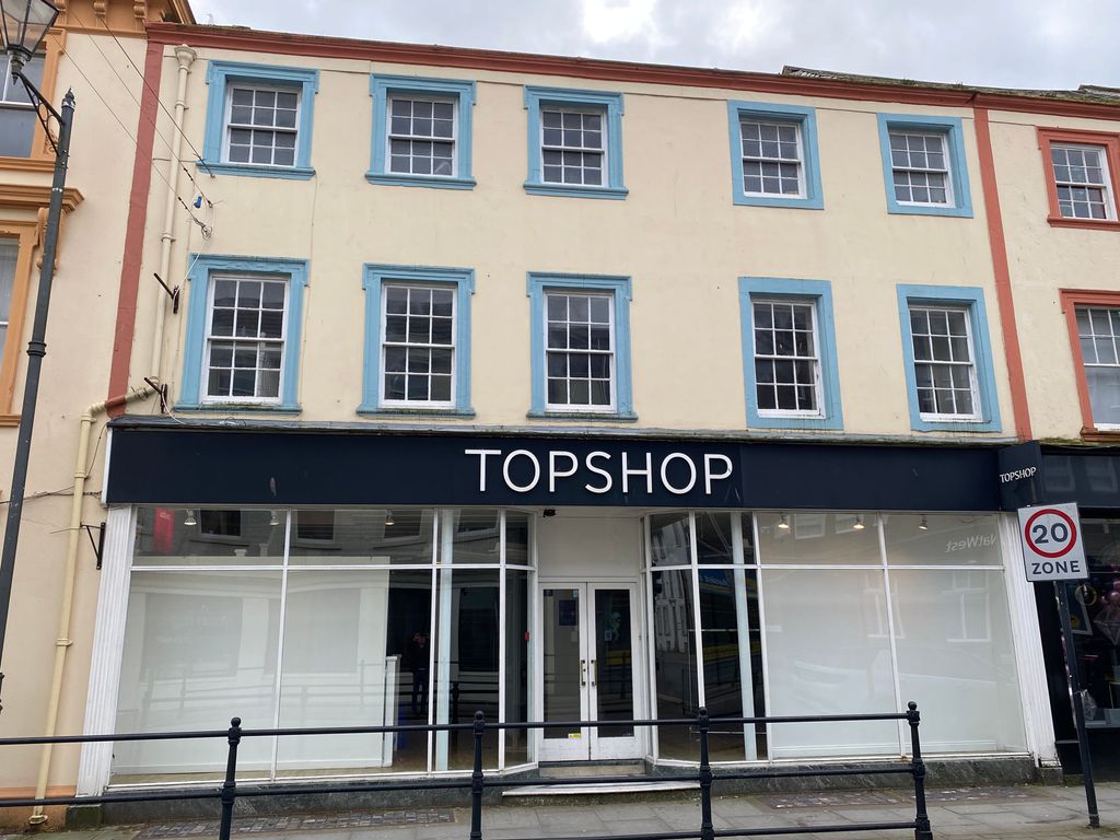 Retail premises to let in Lowther Street, Whitehaven CA28, £16,950 pa