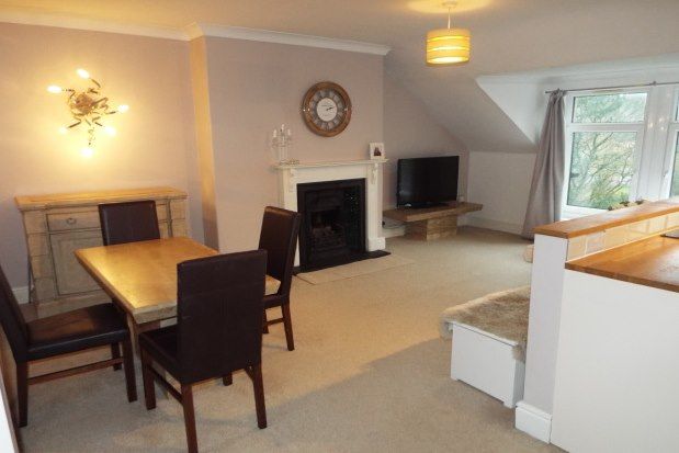 2 bed flat to rent in 83 Valley Drive, Harrogate HG2, £950 pcm